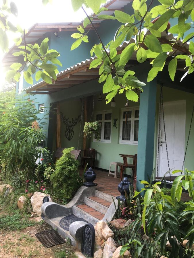 Owls Nest Hotel Udawalawe Exterior photo